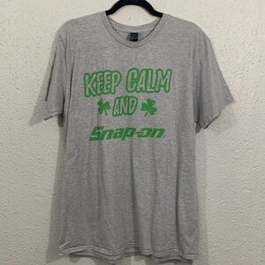 Keep Calm & Snap On Gray With Green Screen‎ Print Short Sleeve Tee size XL